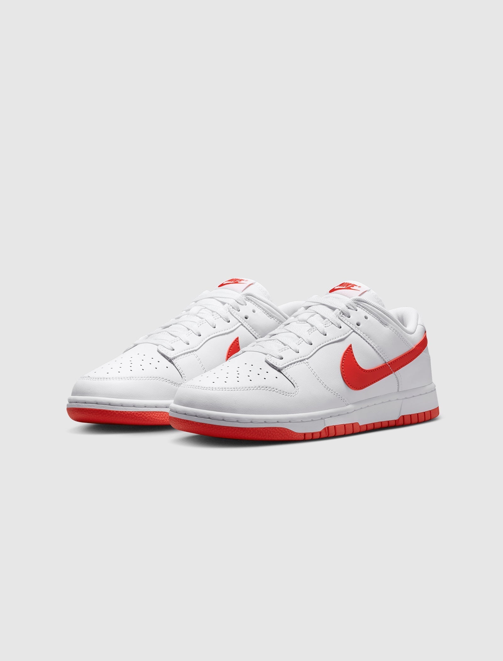 NlKE Dunk Low Picante Red