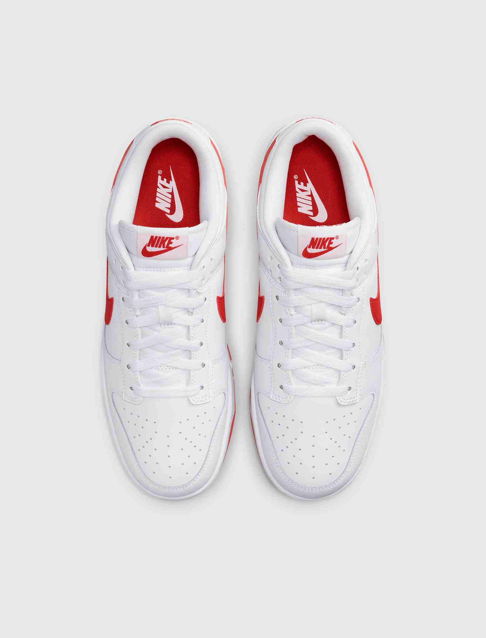 NlKE Dunk Low Picante Red