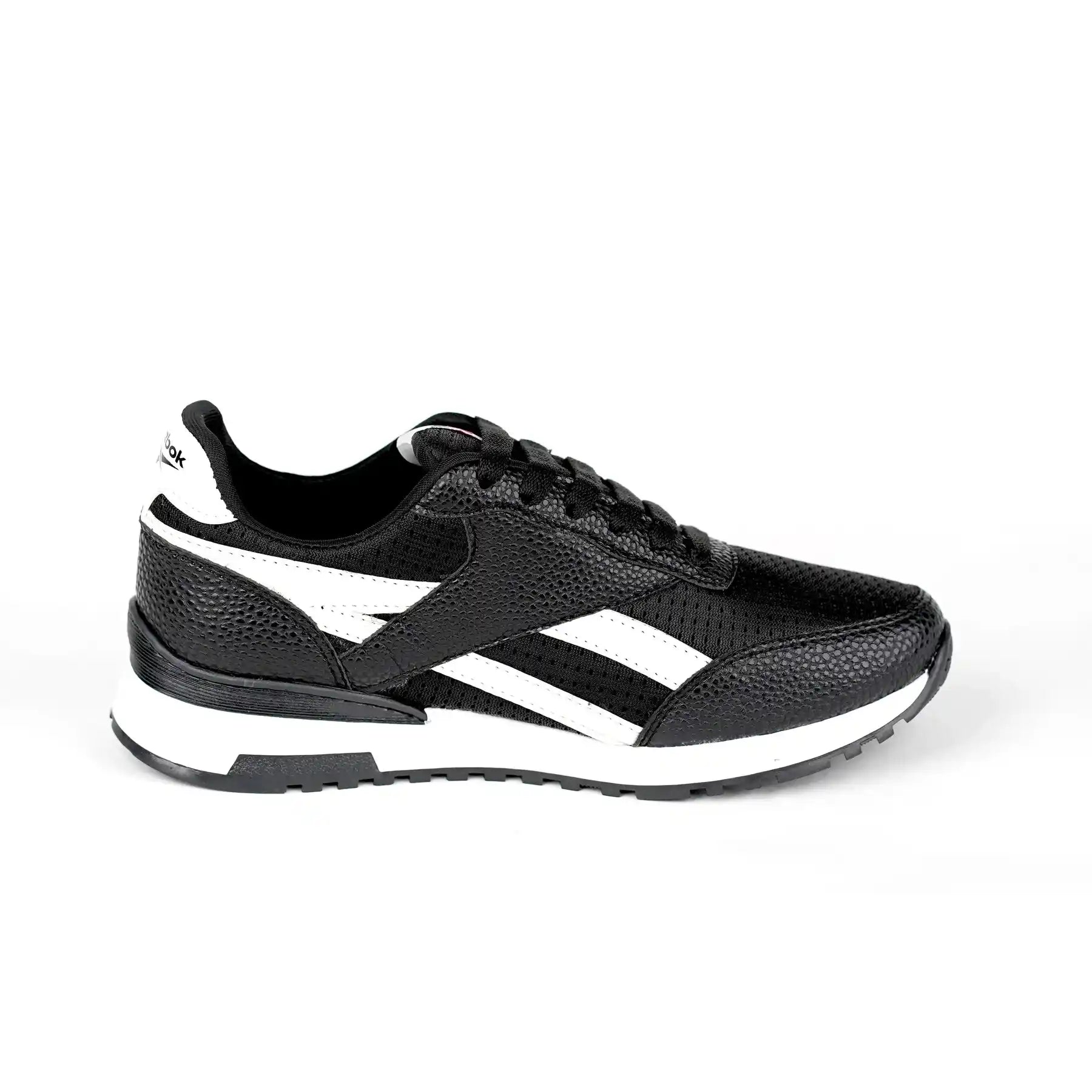 ℝ𝕖𝕖𝕓𝕠𝕜